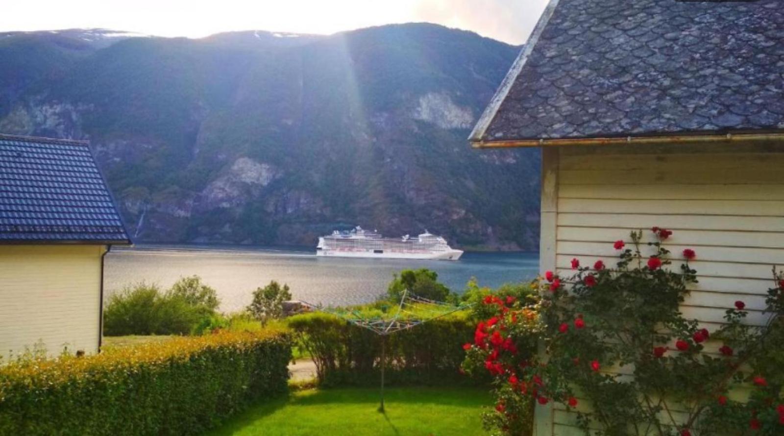 Winjum Hostel Stegastein Aurland Exteriör bild